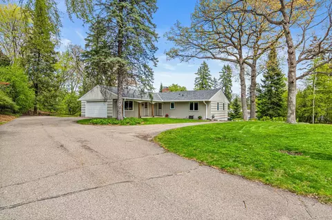 4230 Maple Ln, Minnetonka, MN 55345