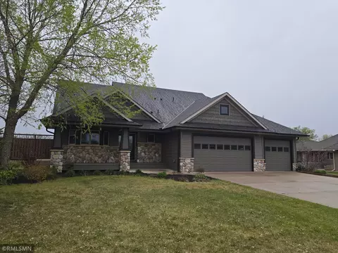 38270 Everett Ave, North Branch, MN 55056