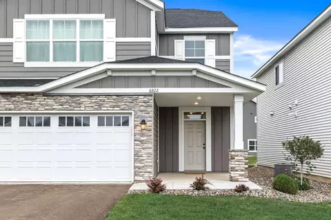 6822 102nd St S, Cottage Grove, MN 55016