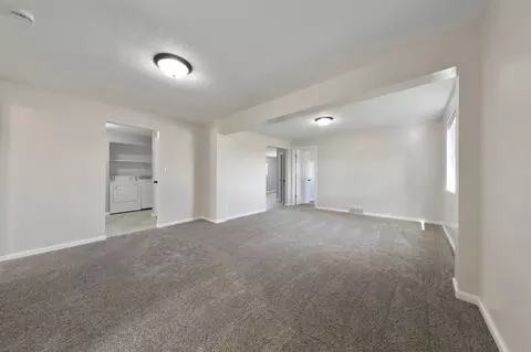 Living - 508 20th St NW, Faribault, MN 55021 photo 2 of 4