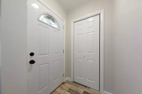 Entry Way - 508 20th St NW, Faribault, MN 55021 photo 1 of 4