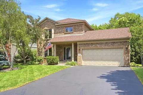 13 Cliff Ridge Ct, Hudson, WI 54016