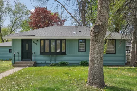 8774 Hale Ave S, Cottage Grove, MN 55016