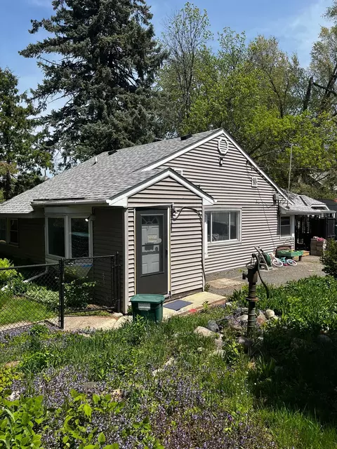 4335 4th St NE, Columbia Heights, MN 55421