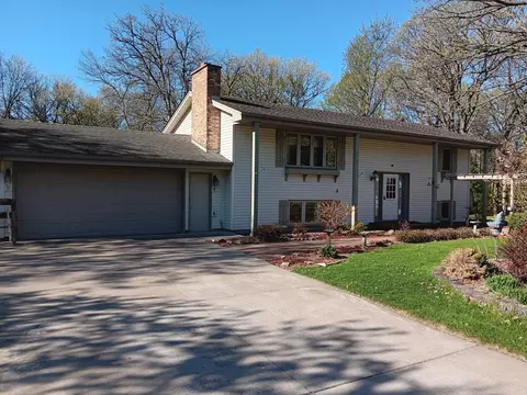 6828 157th Ln NW, Anoka, MN 55303