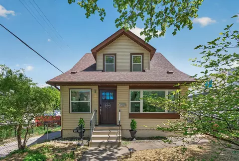 1310 Thomas Ave N, Minneapolis, MN 55411