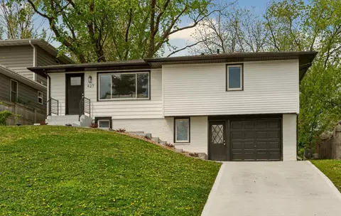 427 21st Ave SW, Rochester, MN 55902