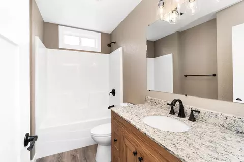 Bath - 4005 W 9th St, Duluth, MN 55807 photo 1 of 1