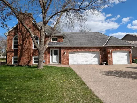 12225 Grouse St NW, Coon Rapids, MN 55448