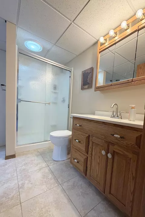 Bath - 480 1st St E, Tracy, MN 56175 photo 2 of 2
