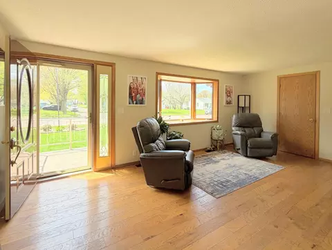 Living - 480 1st St E, Tracy, MN 56175 photo 1 of 3