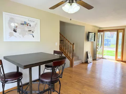 Entry Way - 480 1st St E, Tracy, MN 56175 photo 1 of 1
