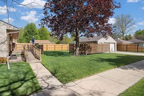 Exterior - 1900 5th Ave SE, Austin, MN 55912 photo 11 of 15