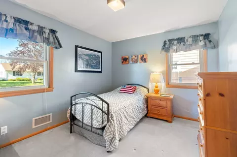Bedroom - 1900 5th Ave SE, Austin, MN 55912 photo 4 of 4