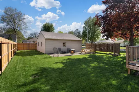 Exterior - 1900 5th Ave SE, Austin, MN 55912 photo 10 of 15