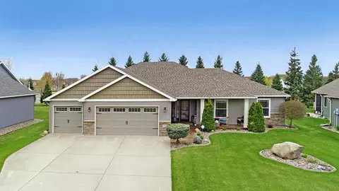 6509 Westwood Pkwy, Saint Cloud, MN 56303