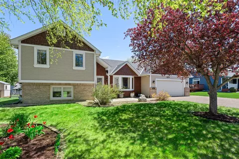 604 4th St SW, Saint Michael, MN 55376