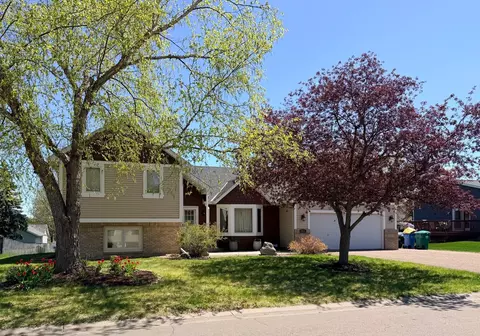 604 4th St SW, Saint Michael, MN 55376