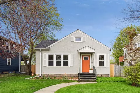 1457 Edgerton St, Saint Paul, MN 55130