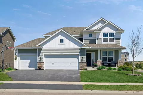15711 Fair Hill Way, Apple Valley, MN 55124