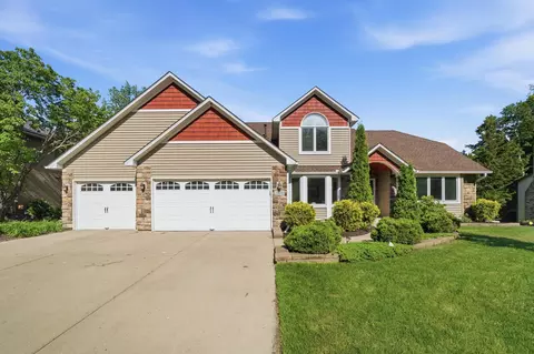 13476 Granada Ave, Apple Valley, MN 55124
