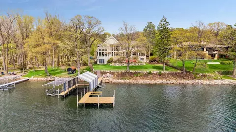 5155 Weeks Rd, Greenwood, MN 55331