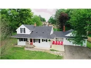 5117 Clear Spring Rd, Minnetonka, MN 55345