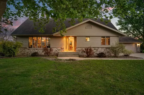406 NE Grove St, Brownsdale, MN 55918