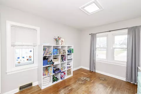Bedroom - 1525 4th Ave S, Fargo, ND 58103 photo 3 of 8