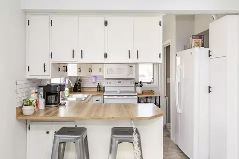 Kitchen - 1525 4th Ave S, Fargo, ND 58103 photo 1 of 4
