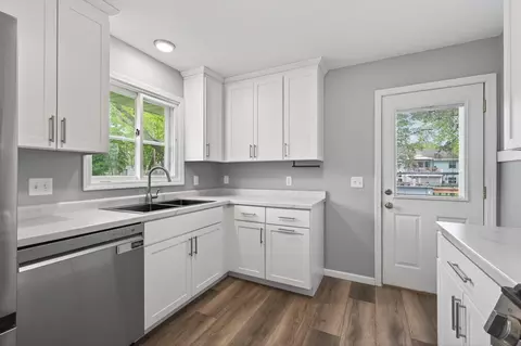 3000 Gettysburg Ave N, New Hope, MN 55427
