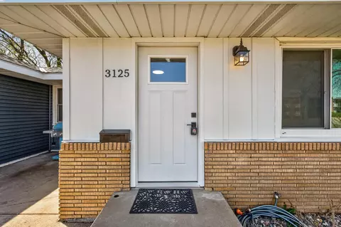 3125 Winnetka Ave N, Crystal, MN 55427