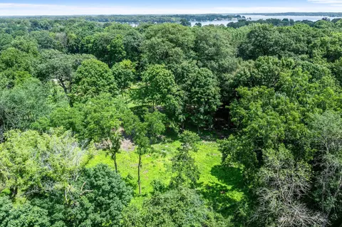 24695 Glen Rd, Excelsior, MN 55331 photo 6