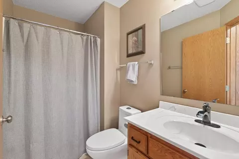 Bath - 11280 Julia Ln, Becker, MN 55308 photo 1 of 4