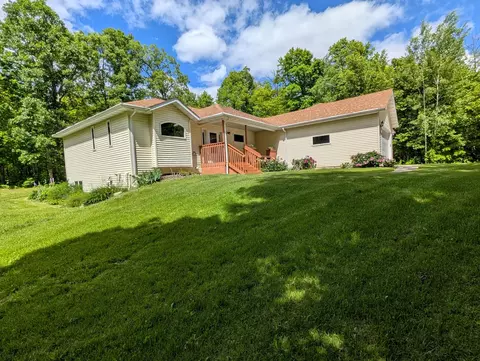 18400 Shorewood Ct NW, Bemidji, MN 56601