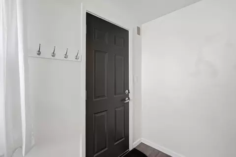 Entry Way - 900 Geranium Ave E, Saint Paul, MN 55106 photo 1 of 4