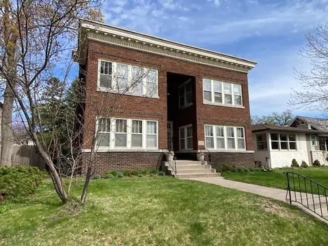 2121 Penn Ave S, Minneapolis, MN 55405