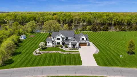 9760 105th St NE, Otsego, MN 55362
