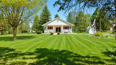 315 W Main St, Crosby, MN 56441