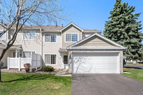 592 Mariner Way, Woodbury, MN 55129