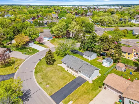 3745 121st Ln NW, Coon Rapids, MN 55433