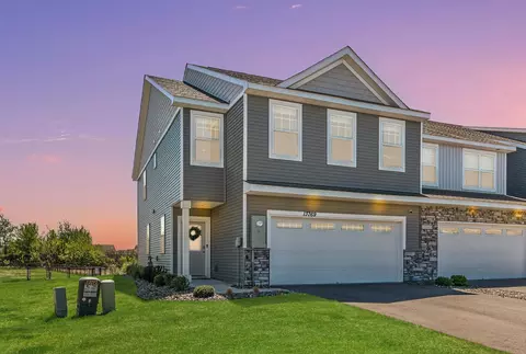 13769 Kaylemore Trl, Rosemount, MN 55068