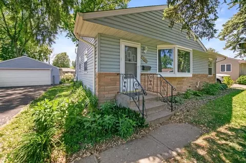 3922 73rd St E, Inver Grove Heights, MN 55076