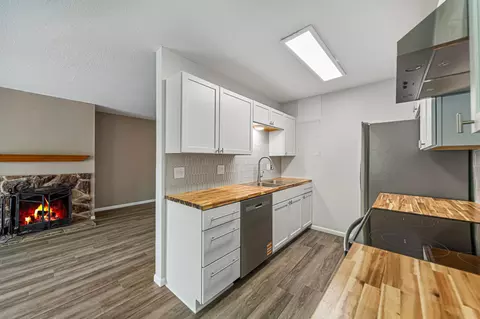 Kitchen - 3320 River Bluff Dr #83, Eagan, MN 55121 photo 1 of 4