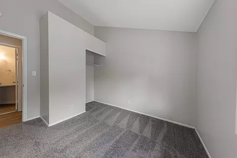 Bedroom - 3320 River Bluff Dr #83, Eagan, MN 55121 photo 2 of 6