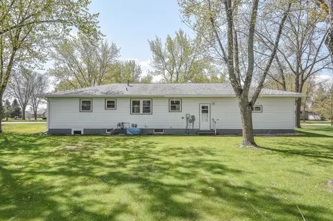 Exterior - 464 Main St E, Richmond, MN 56368 photo 4 of 5