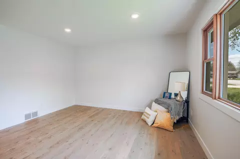 Living - 464 Main St E, Richmond, MN 56368 photo 3 of 5
