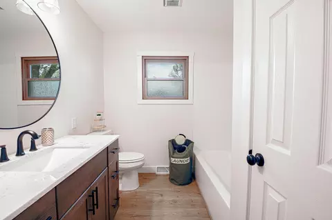 Bath - 464 Main St E, Richmond, MN 56368 photo 1 of 4
