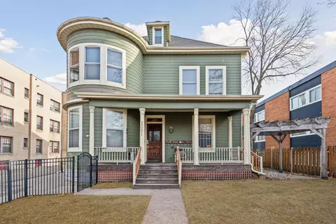 2021 3rd Ave S, Minneapolis, MN 55404