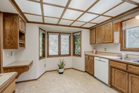 Kitchen - 7811 118th Ave N, Champlin, MN 55316 photo 1 of 3
